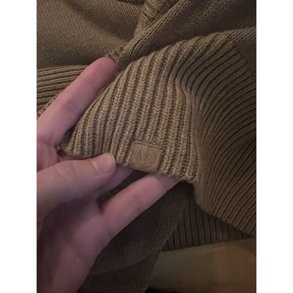 Lululemon Sweater Brown Camel Cashmere Blend Pullover Luxury 6 - Picture 4 of 4